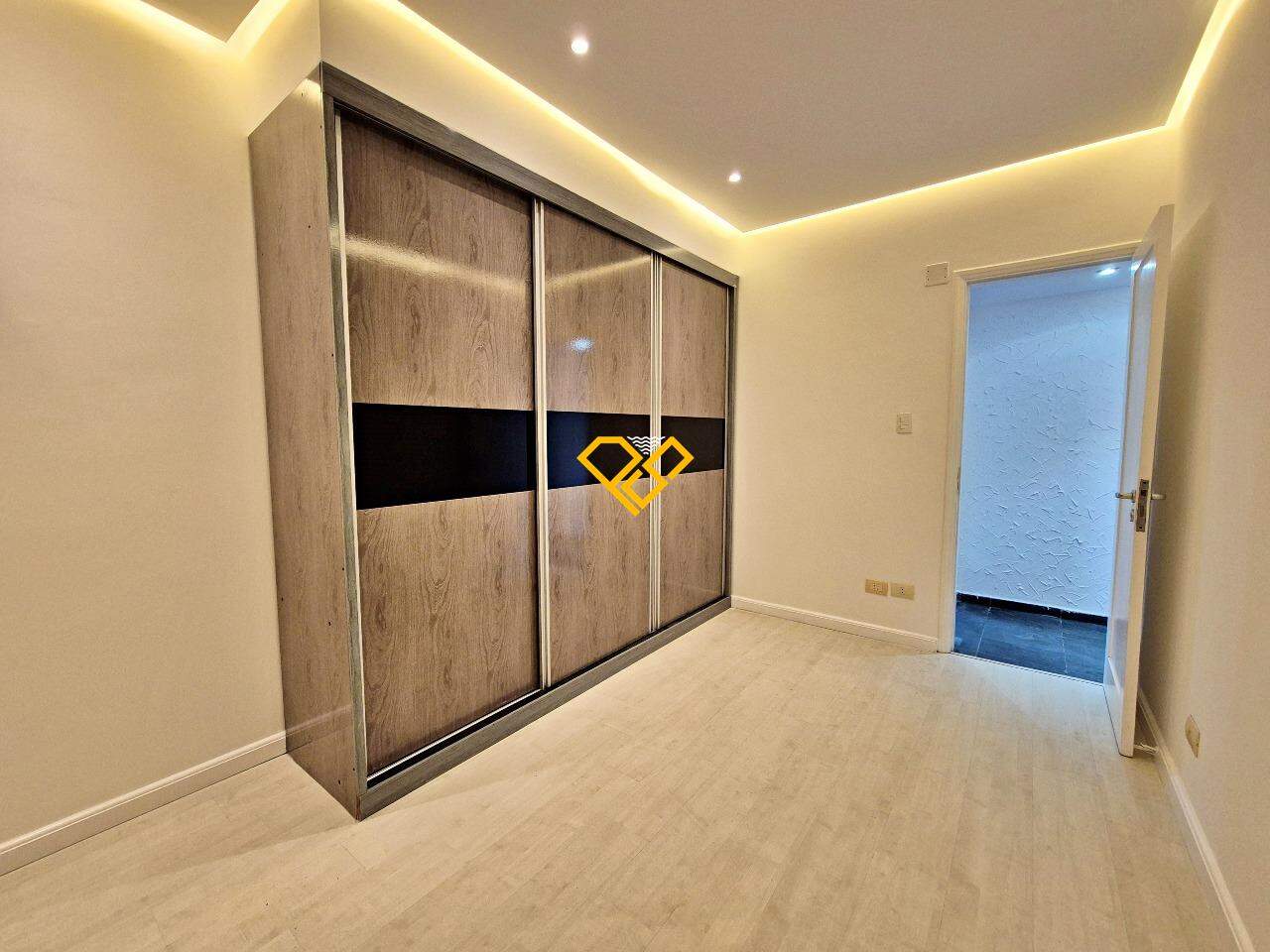 Apartamento à venda no Gonzaga: Dormitório 2