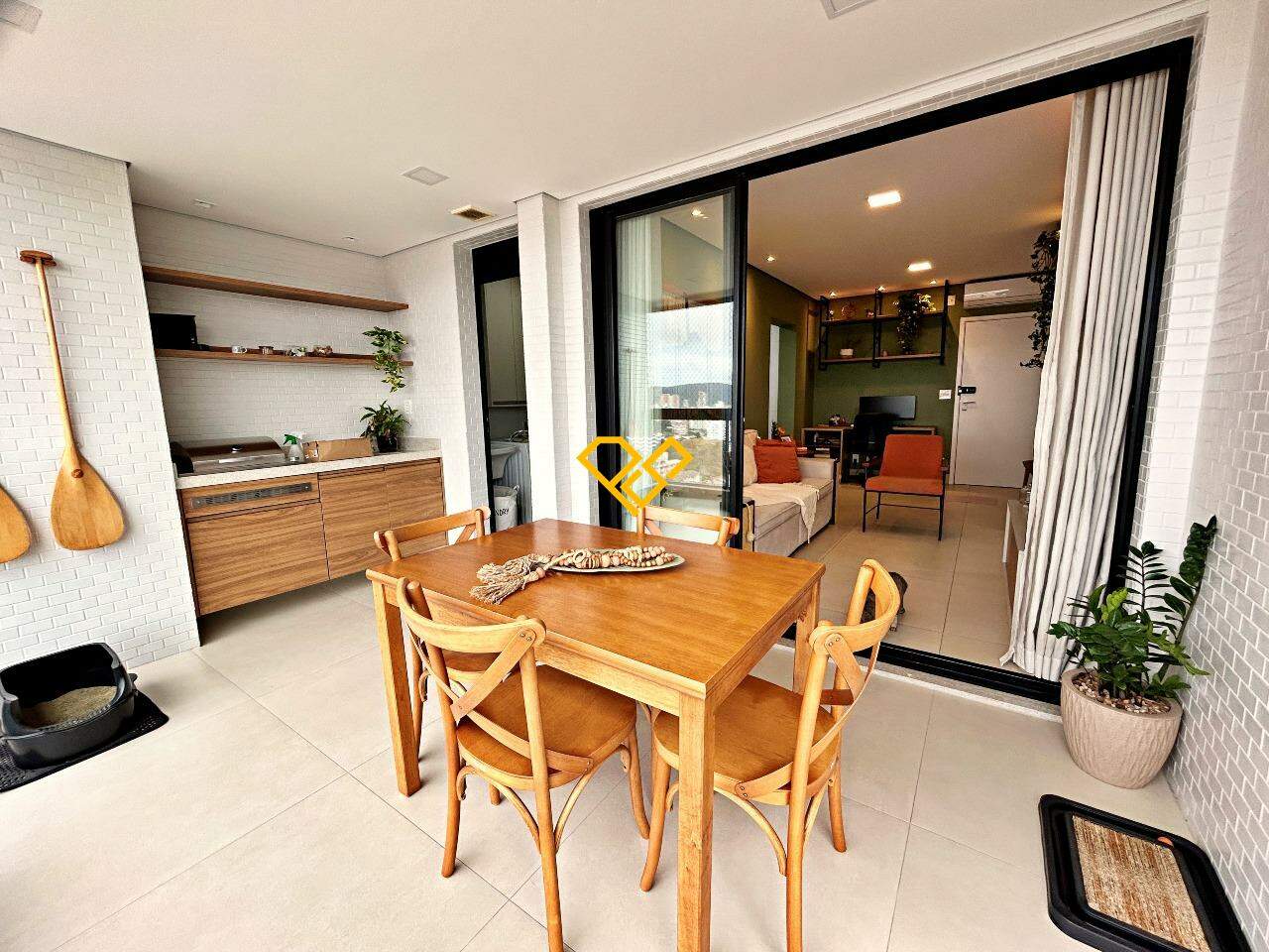Apartamento à venda no Aparecida: Varanda