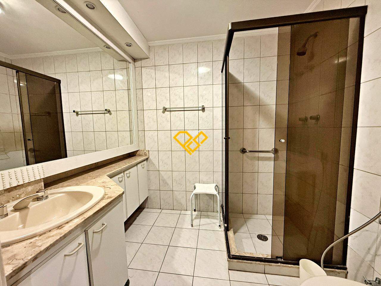 Apartamento à venda no Gonzaga: Wc social