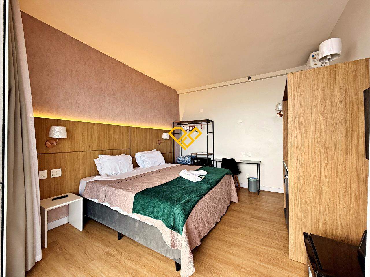Apartamento à venda no Pompéia: Dormitório