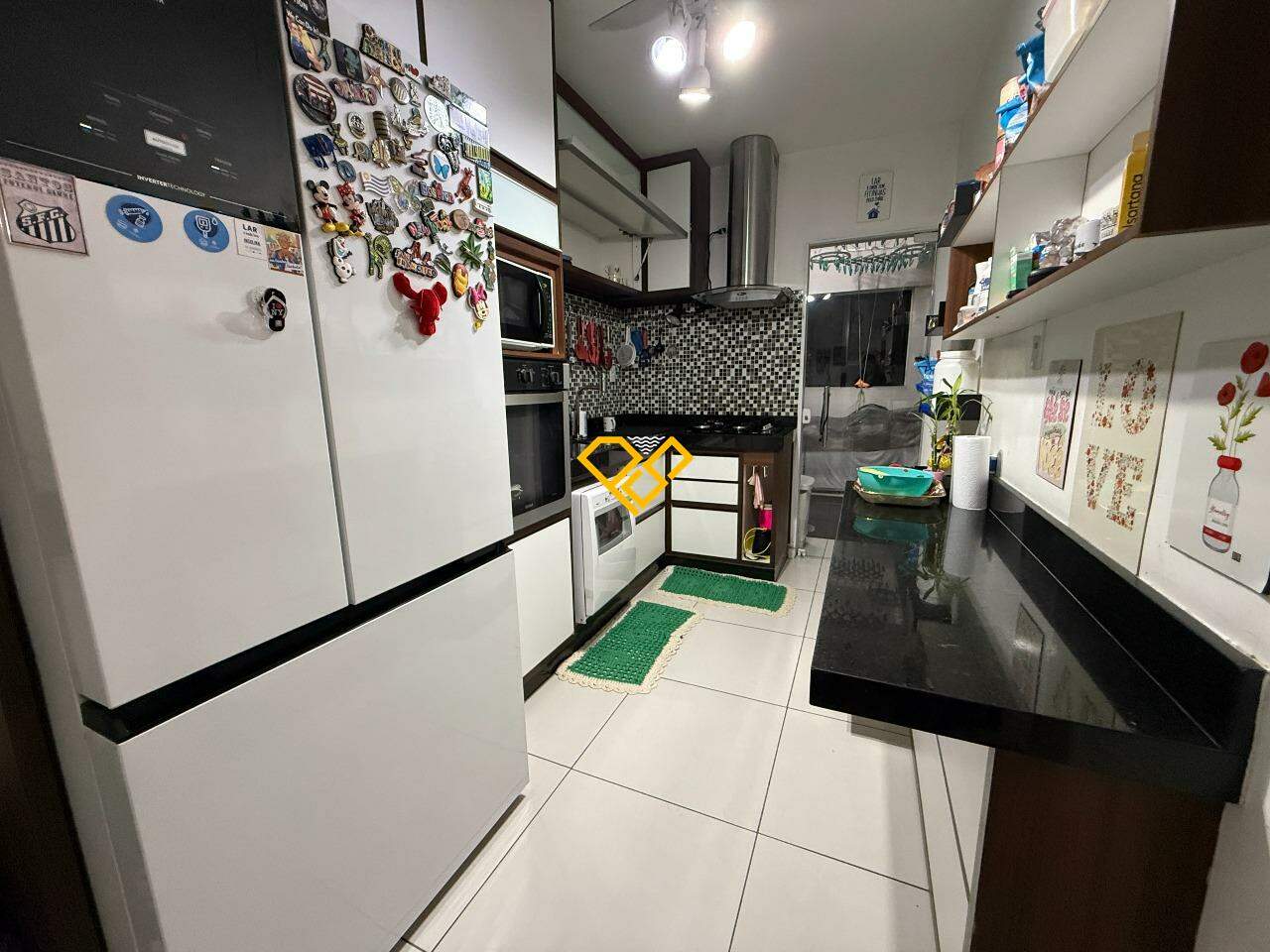 Apartamento à venda no Ponta da Praia: Cozinha