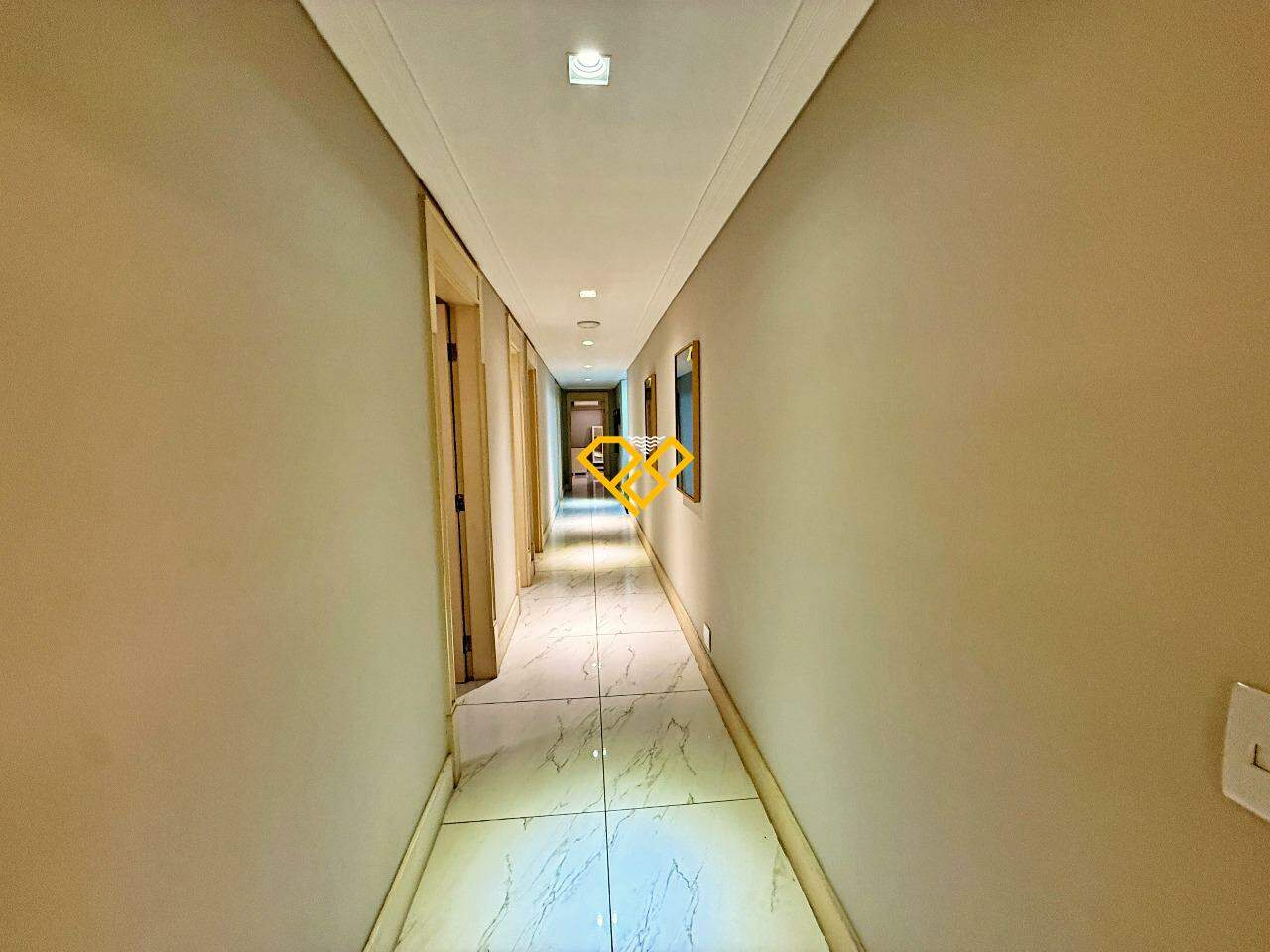 Apartamento à venda no Embaré: Área íntima