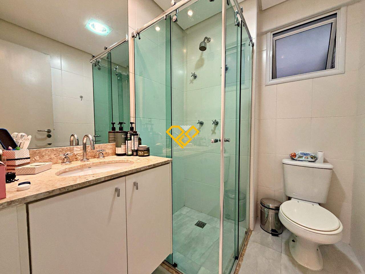 Apartamento à venda no Gonzaga: Wc suíte