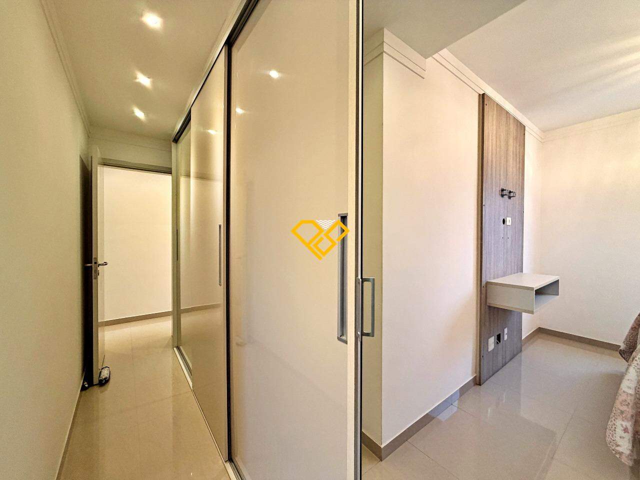 Apartamento à venda no Gonzaga: Dormitório 2