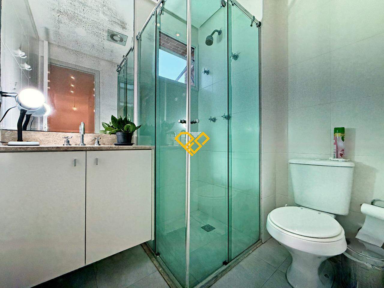 Apartamento à venda no Gonzaga: Wc social