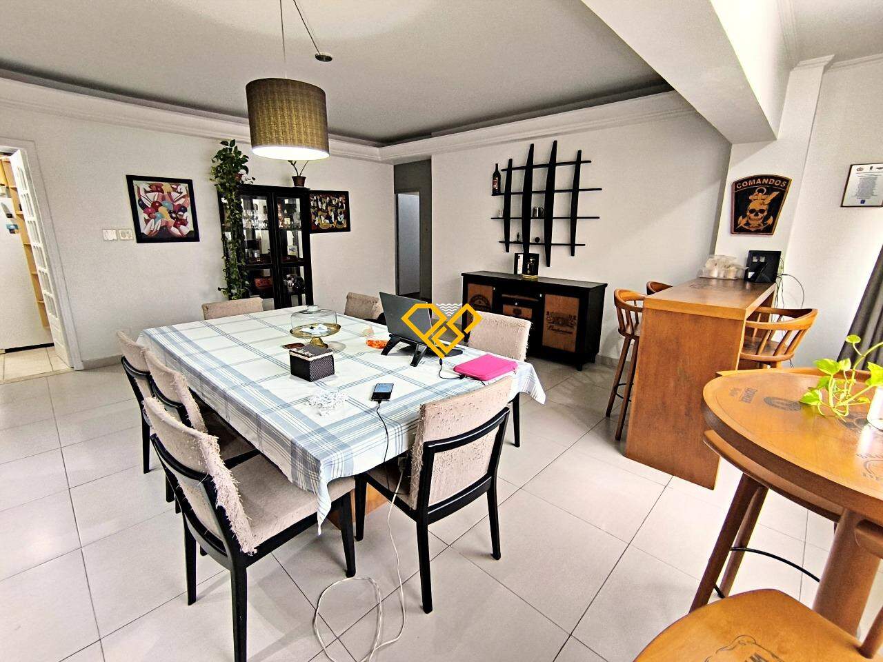 Apartamento à venda no Gonzaga: Sala