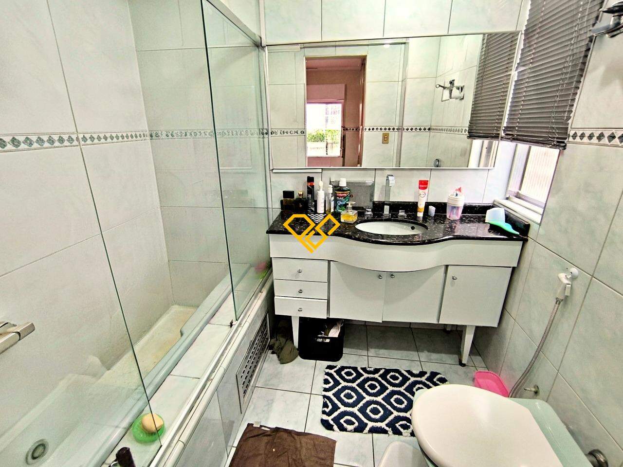 Apartamento à venda no Gonzaga: Wc suíte