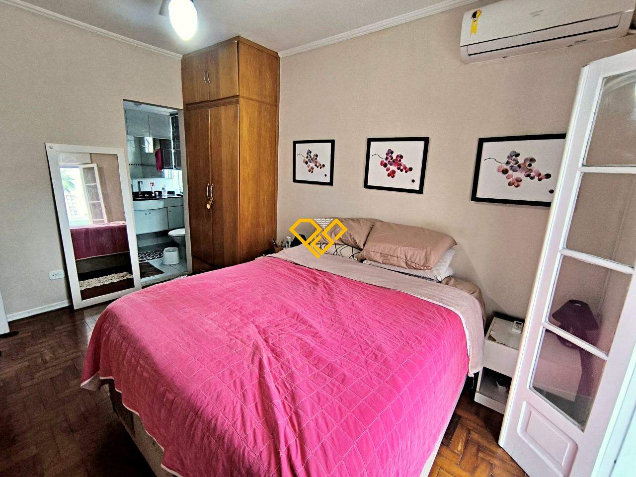 Apartamento à venda no Gonzaga: Dormitório 1 - suíte