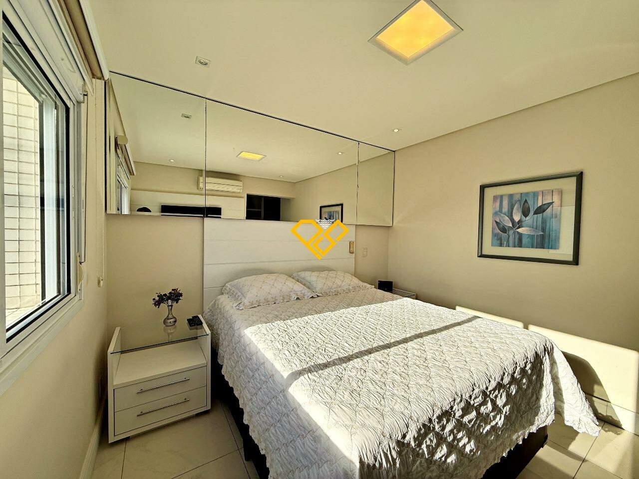 Apartamento à venda no Embaré: Suíte 1
