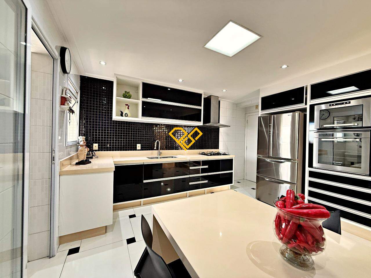 Apartamento à venda no Embaré: Cozinha