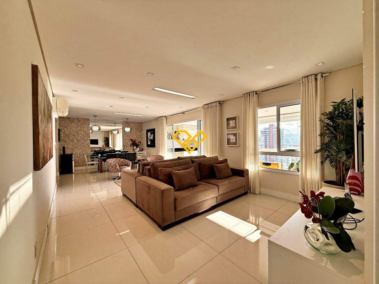 Apartamento à venda no Embaré: Sala