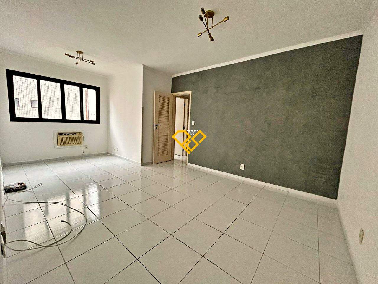 Apartamento para aluguel no Encruzilhada: Sala