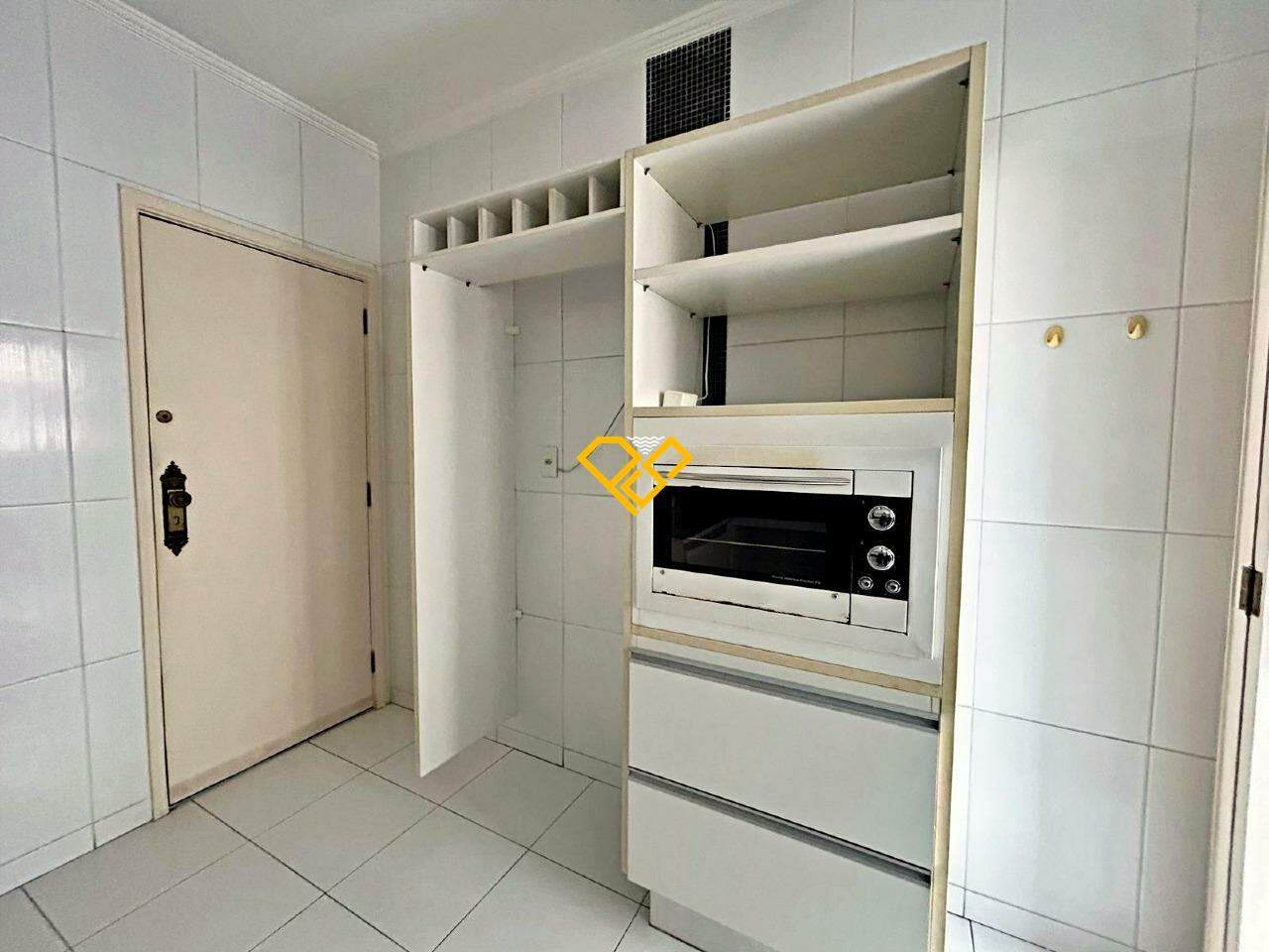 Apartamento para aluguel no Encruzilhada: Cozinha