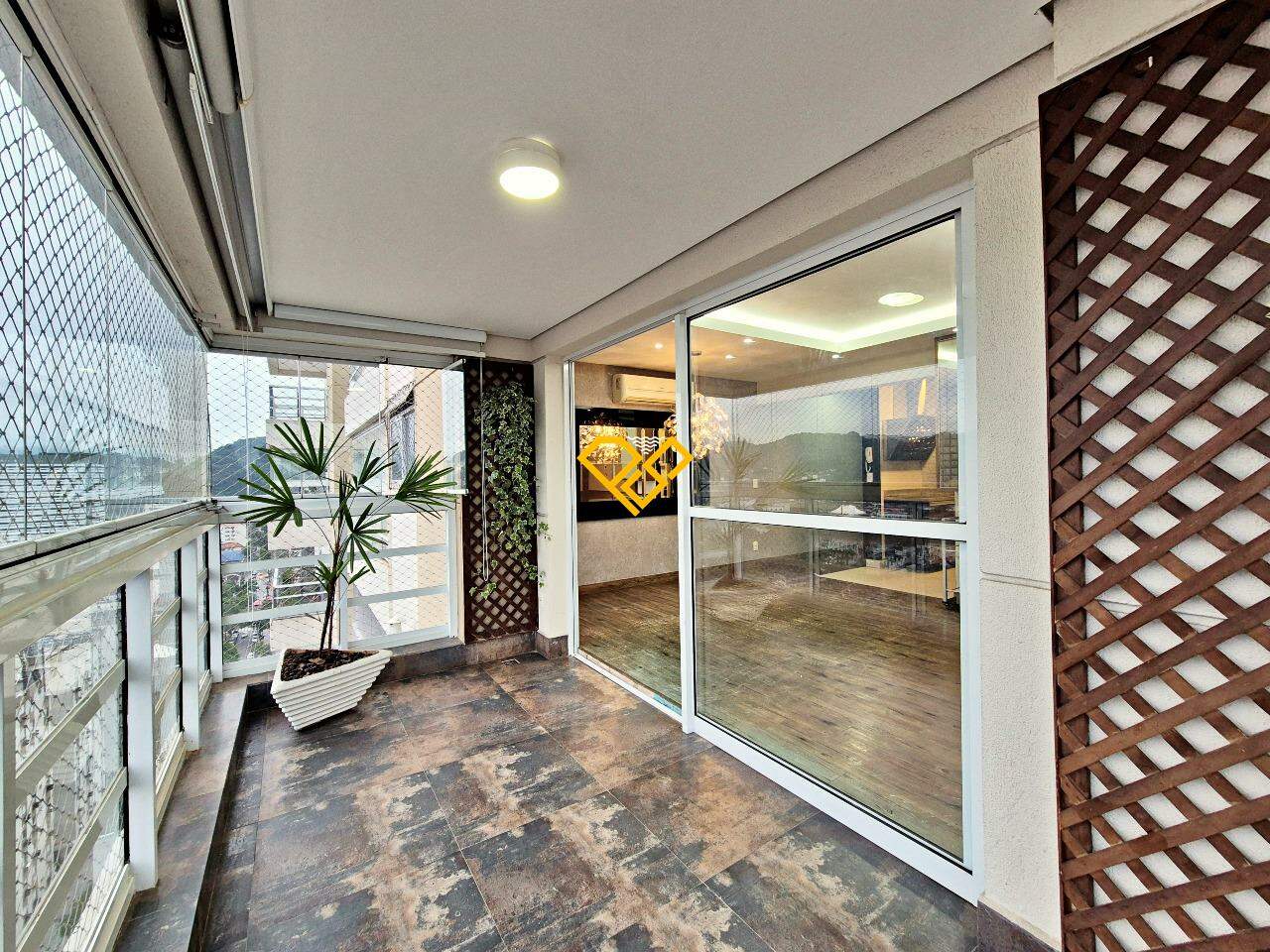 Apartamento para aluguel no Vila Belmiro: Varanda