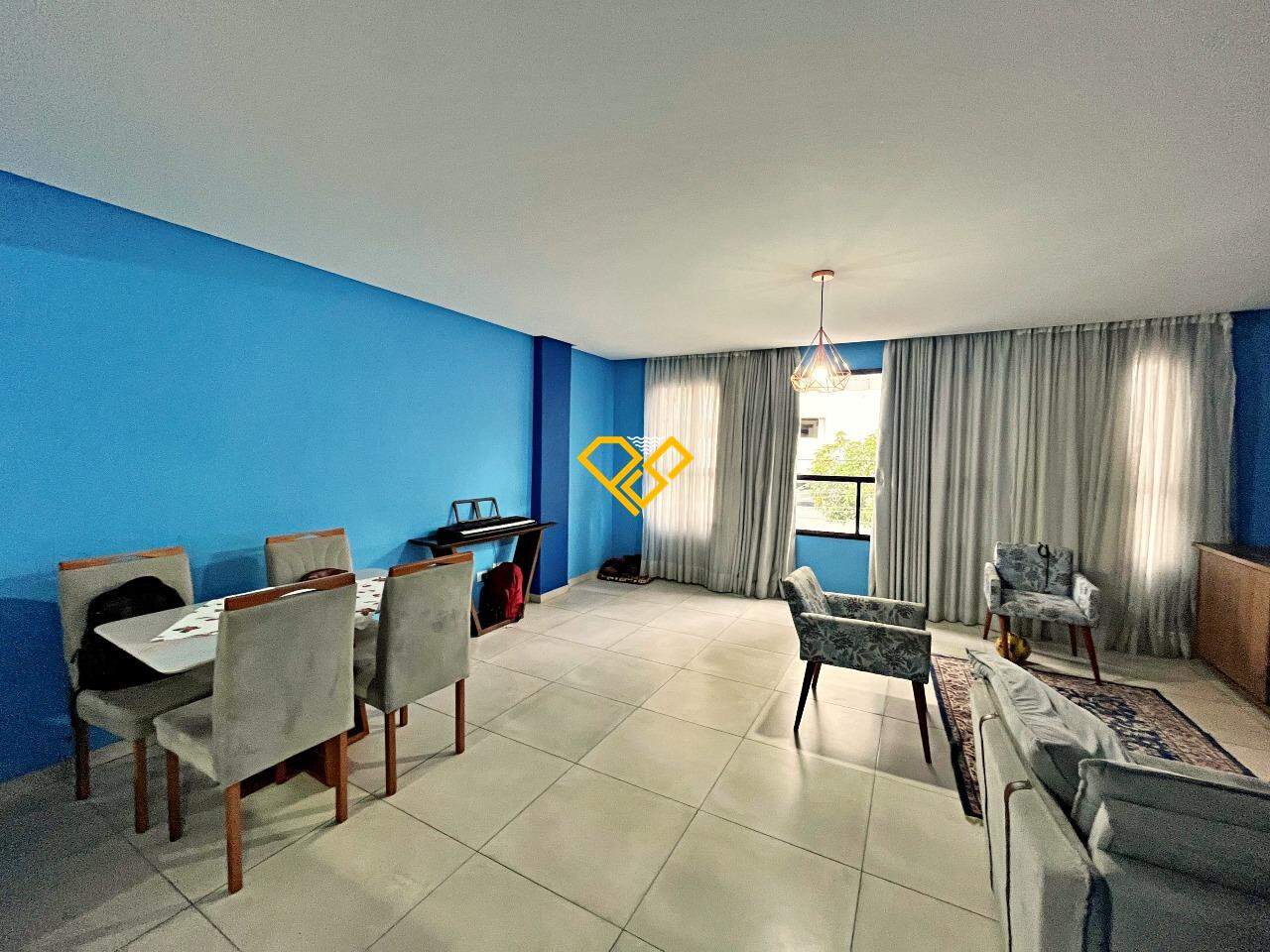 Casa à venda no Ponta da Praia: Sala