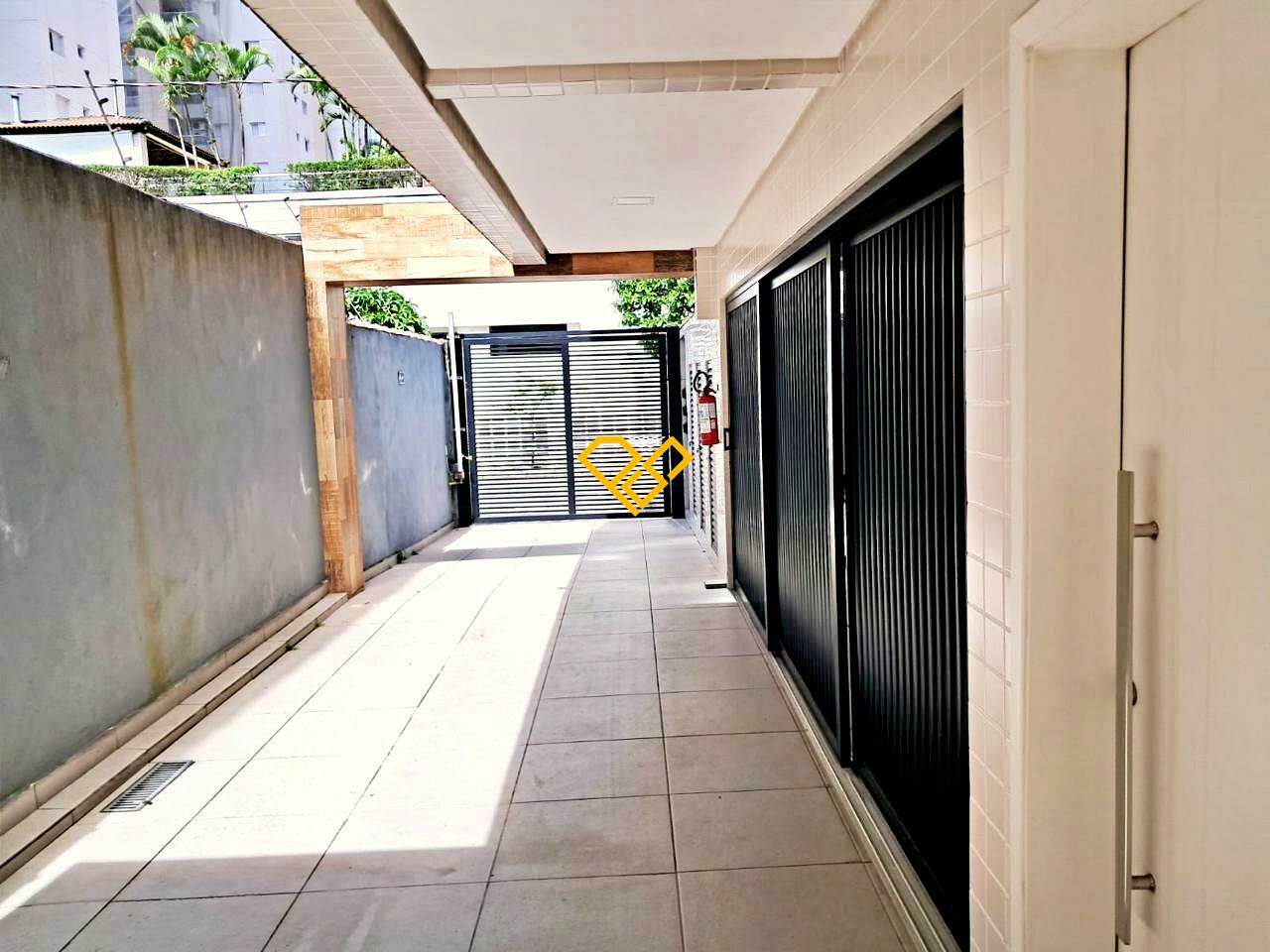Casa à venda no Ponta da Praia: Garagem