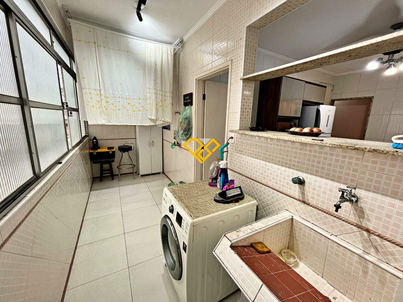 Apartamento à venda no Campo Grande: Área de serviço