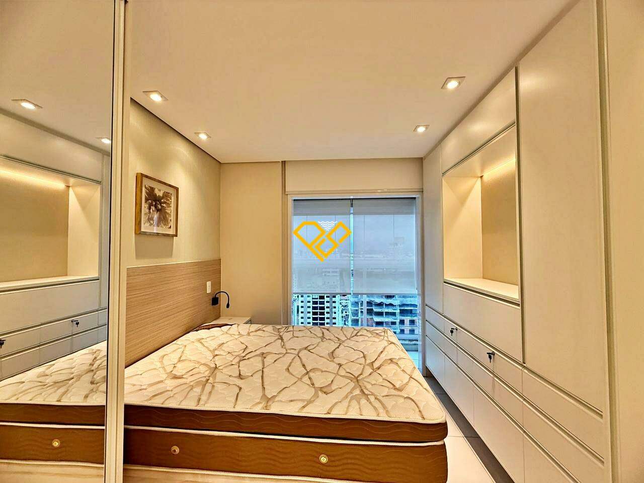 Apartamento à venda no Ponta da Praia: Dormitório 1 - suíte