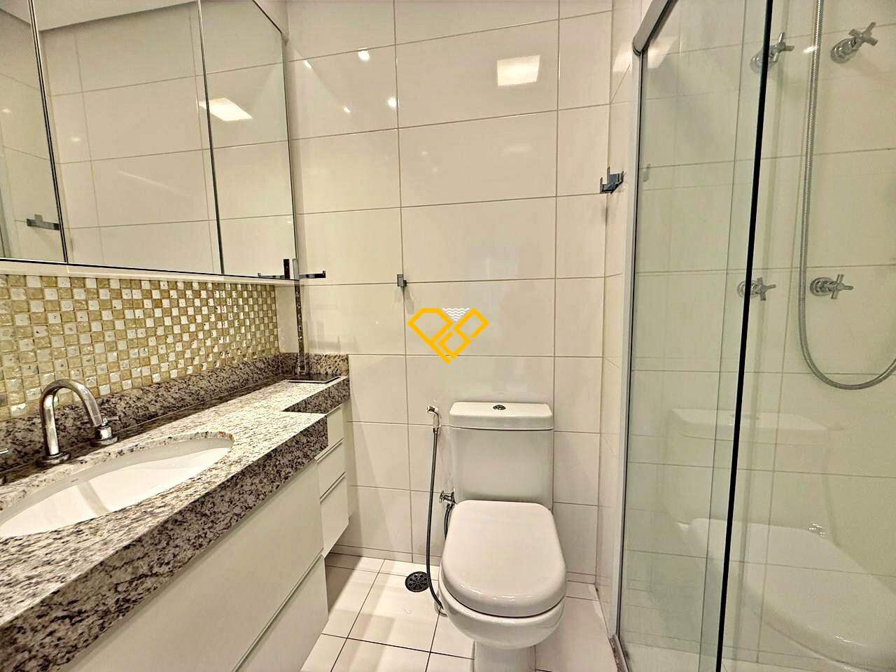 Apartamento à venda no Ponta da Praia: Wc suíte