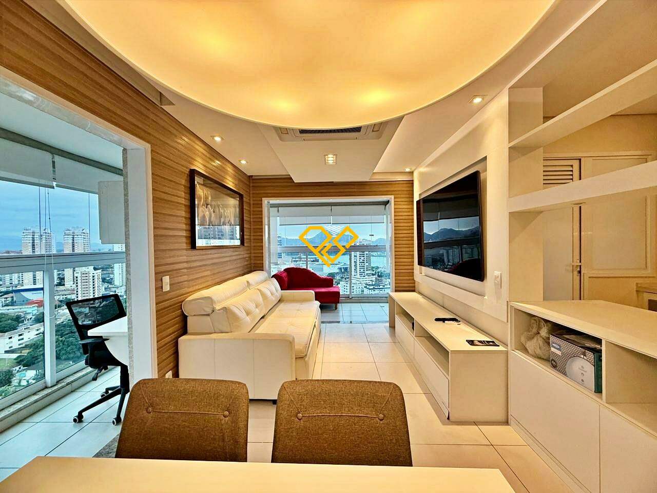Apartamento à venda no Ponta da Praia: Sala