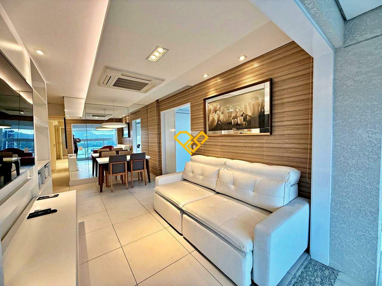 Apartamento à venda no Ponta da Praia: Sala