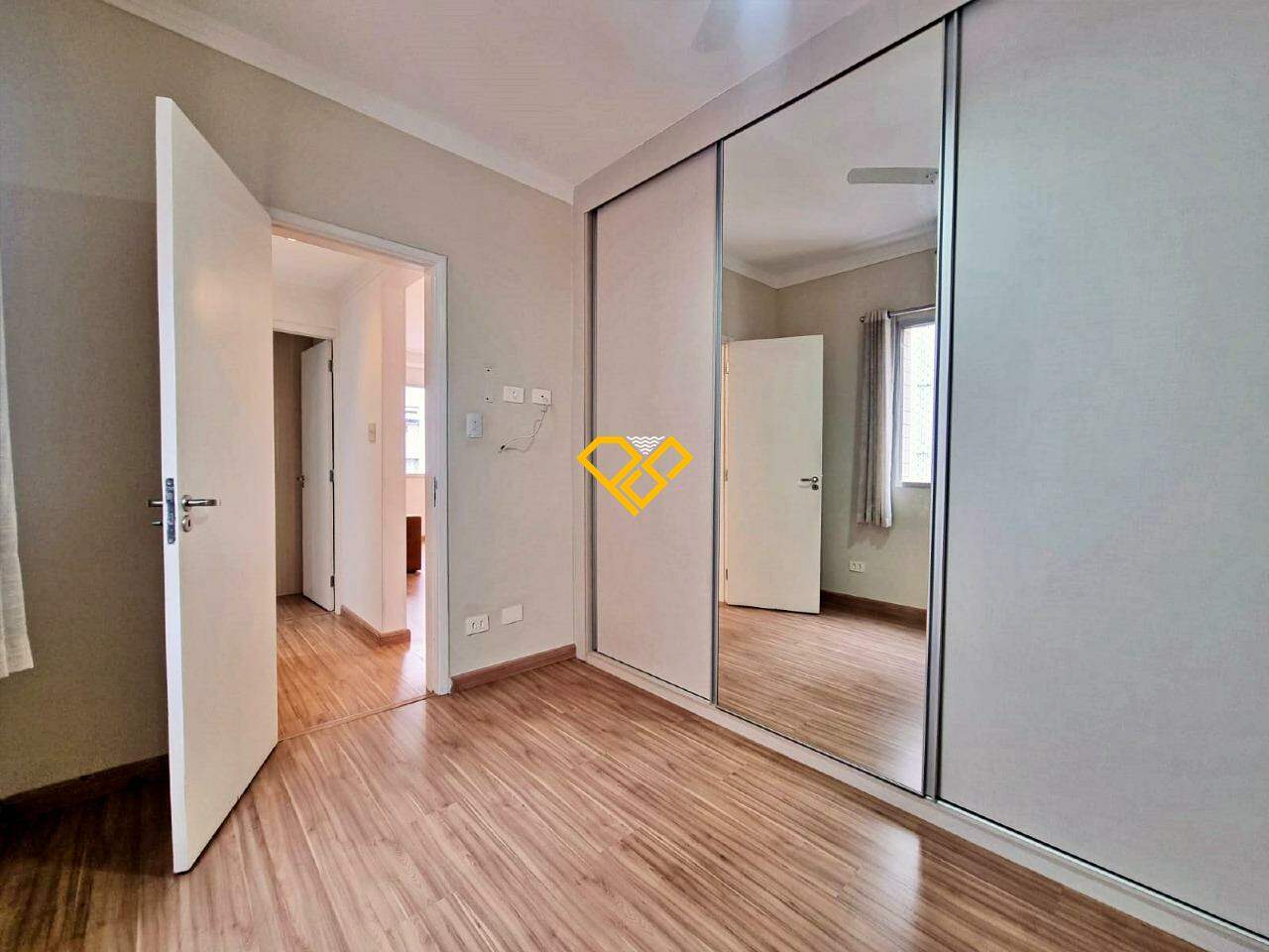 Apartamento à venda no Ponta da Praia: Dormitório 1