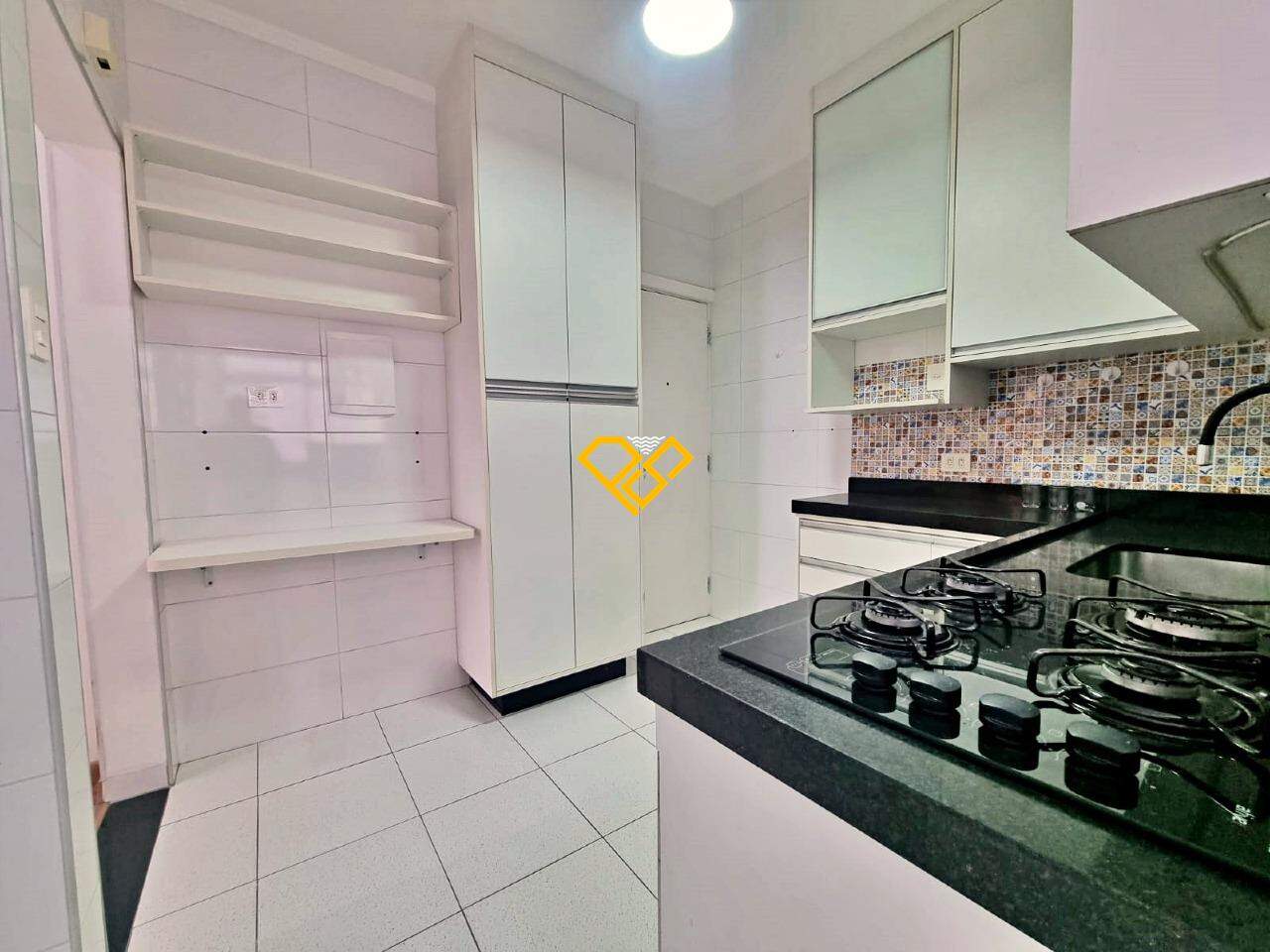 Apartamento à venda no Ponta da Praia: Cozinha