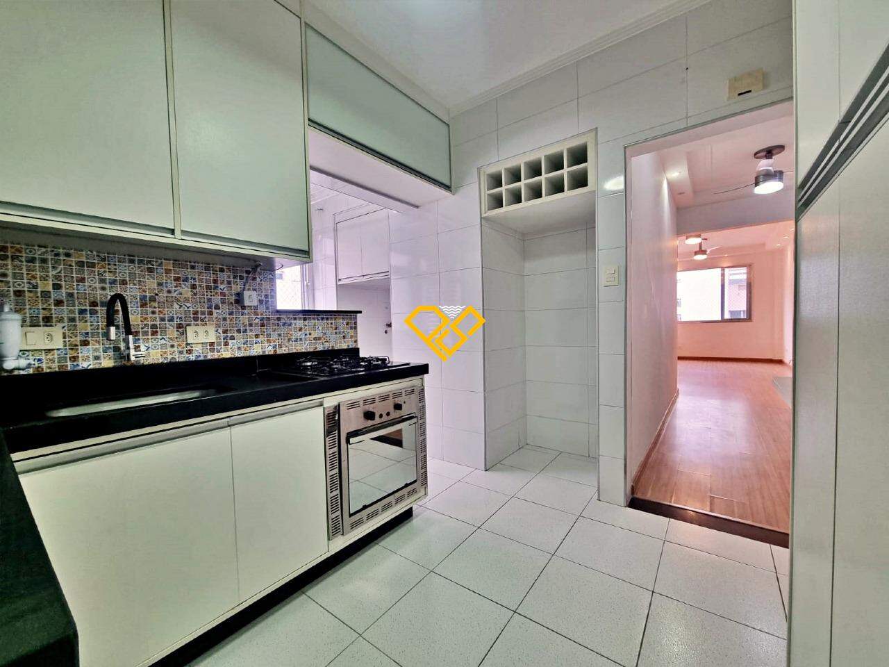 Apartamento à venda no Ponta da Praia: Cozinha