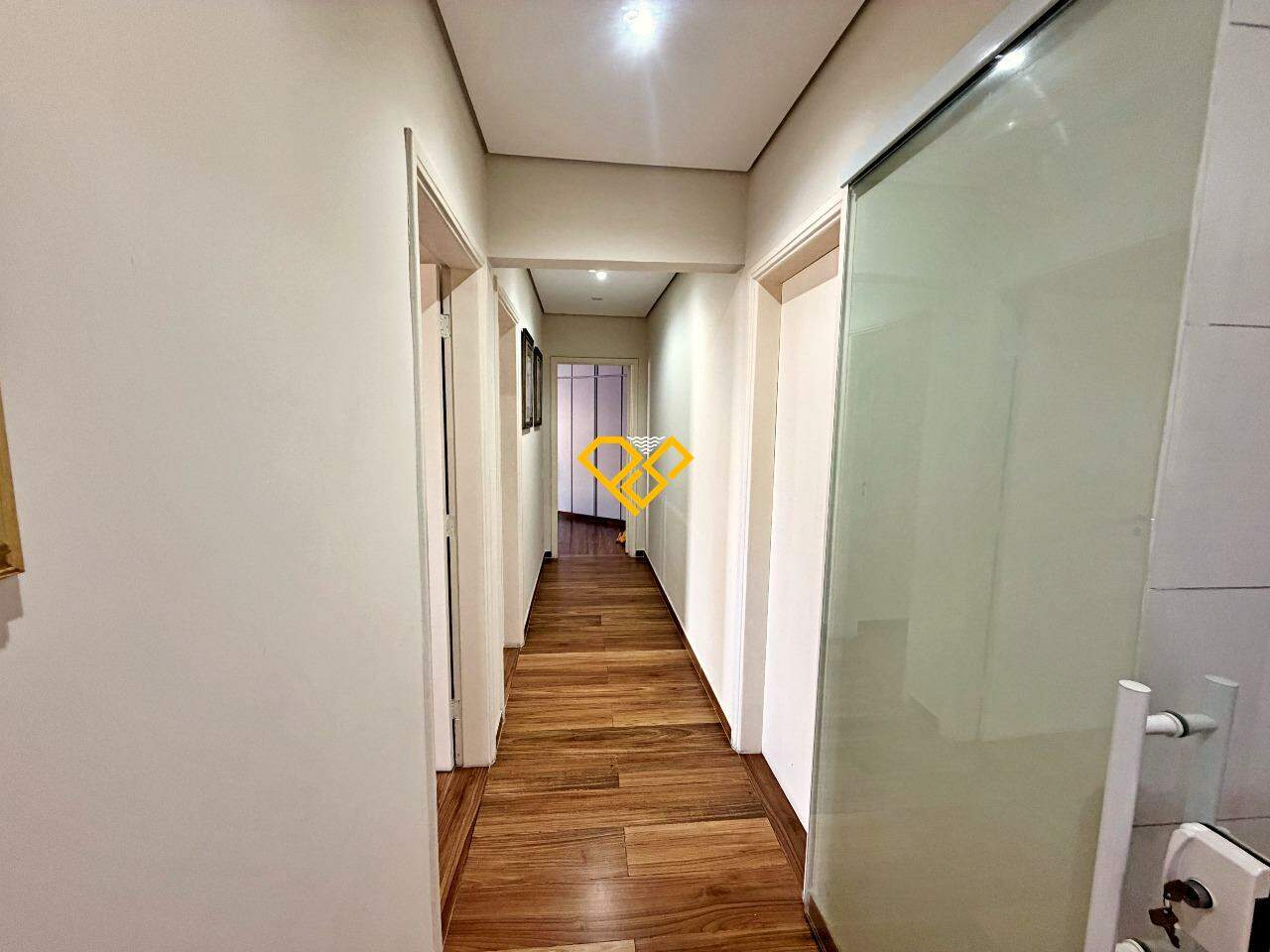 Apartamento à venda no Ponta da Praia: Área íntima