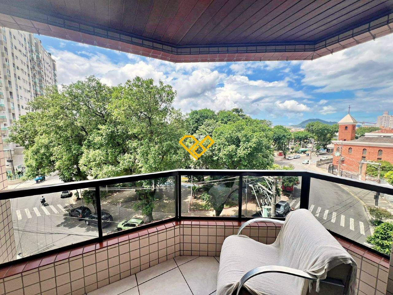 Apartamento à venda no Aparecida: Varanda