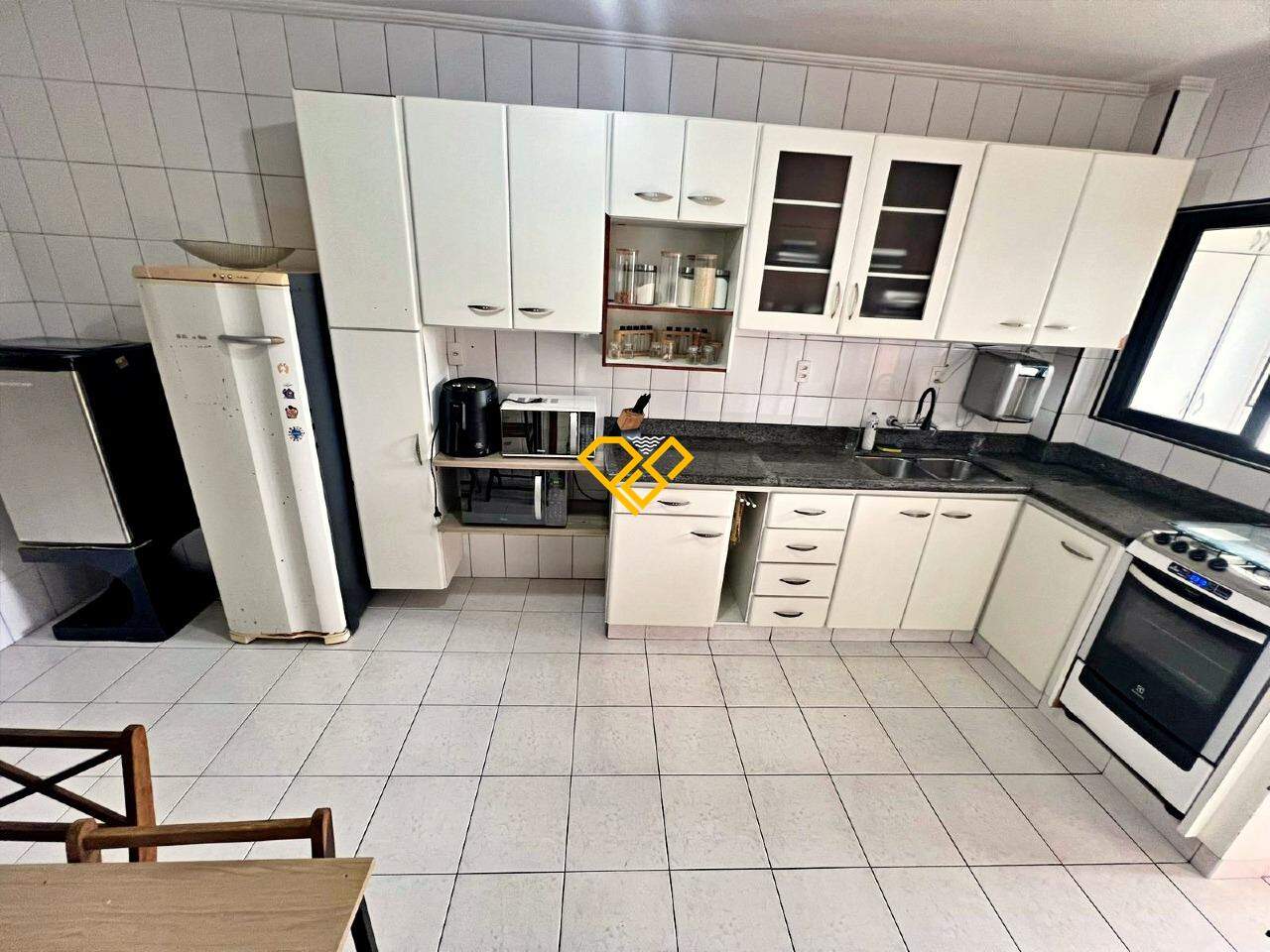 Apartamento à venda no Aparecida: Cozinha