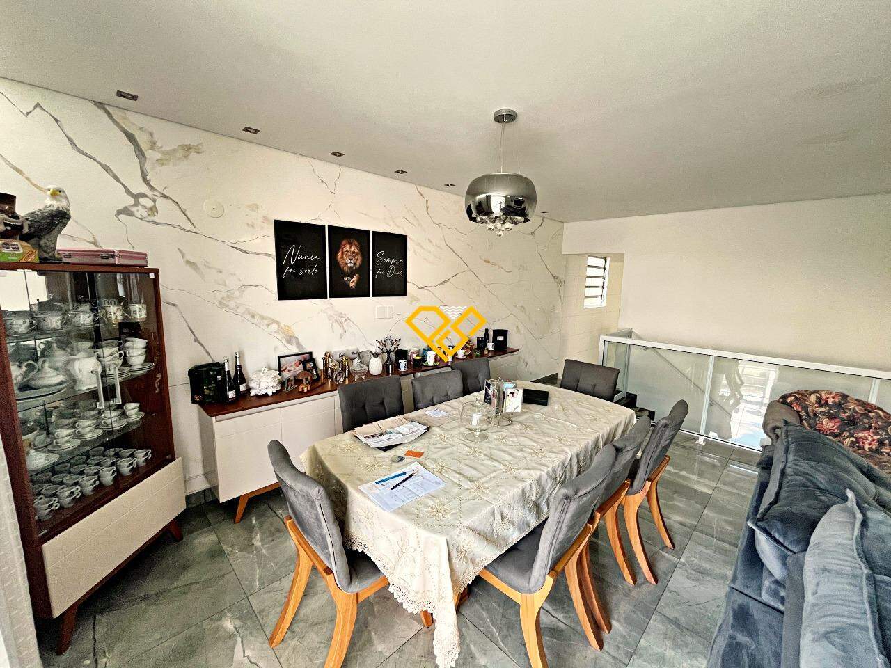 Sobreposta Alta à venda no Estuário: Sala