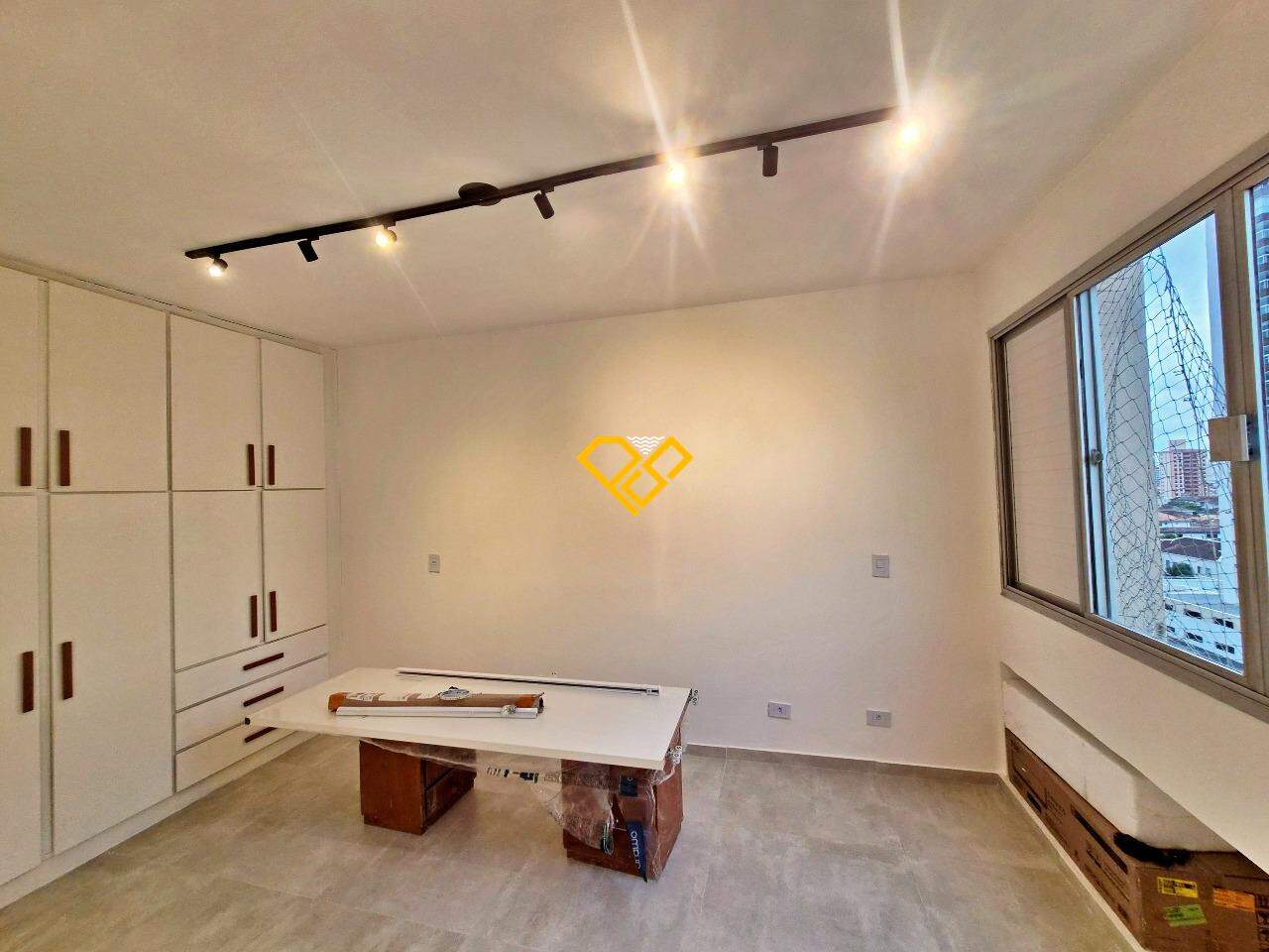 Apartamento à venda no Embaré: Dormitório - suíte