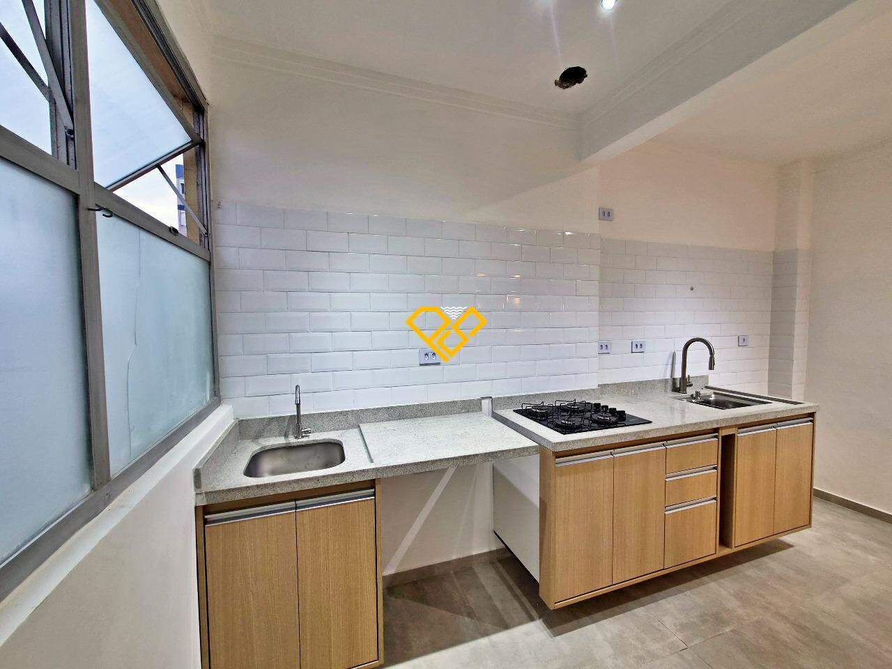 Apartamento à venda no Embaré: Cozinha