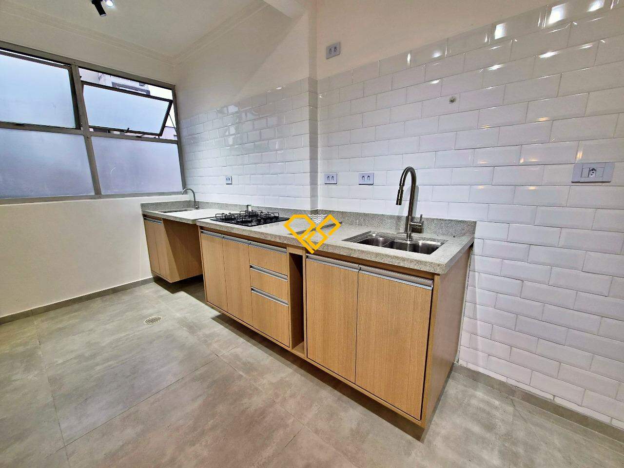 Apartamento à venda no Embaré: Cozinha