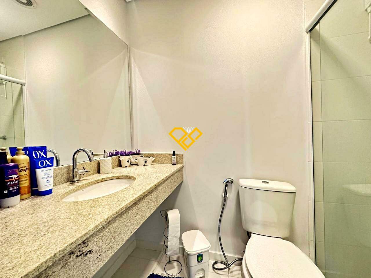 Apartamento à venda no Pompéia: Wc social