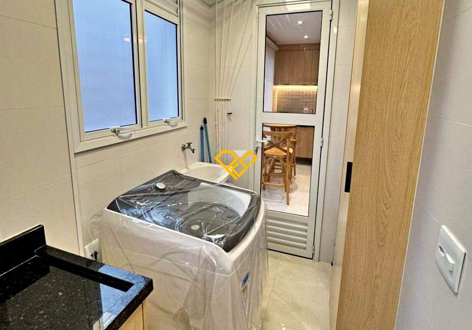 Apartamento à venda no Embaré: Área de serviço