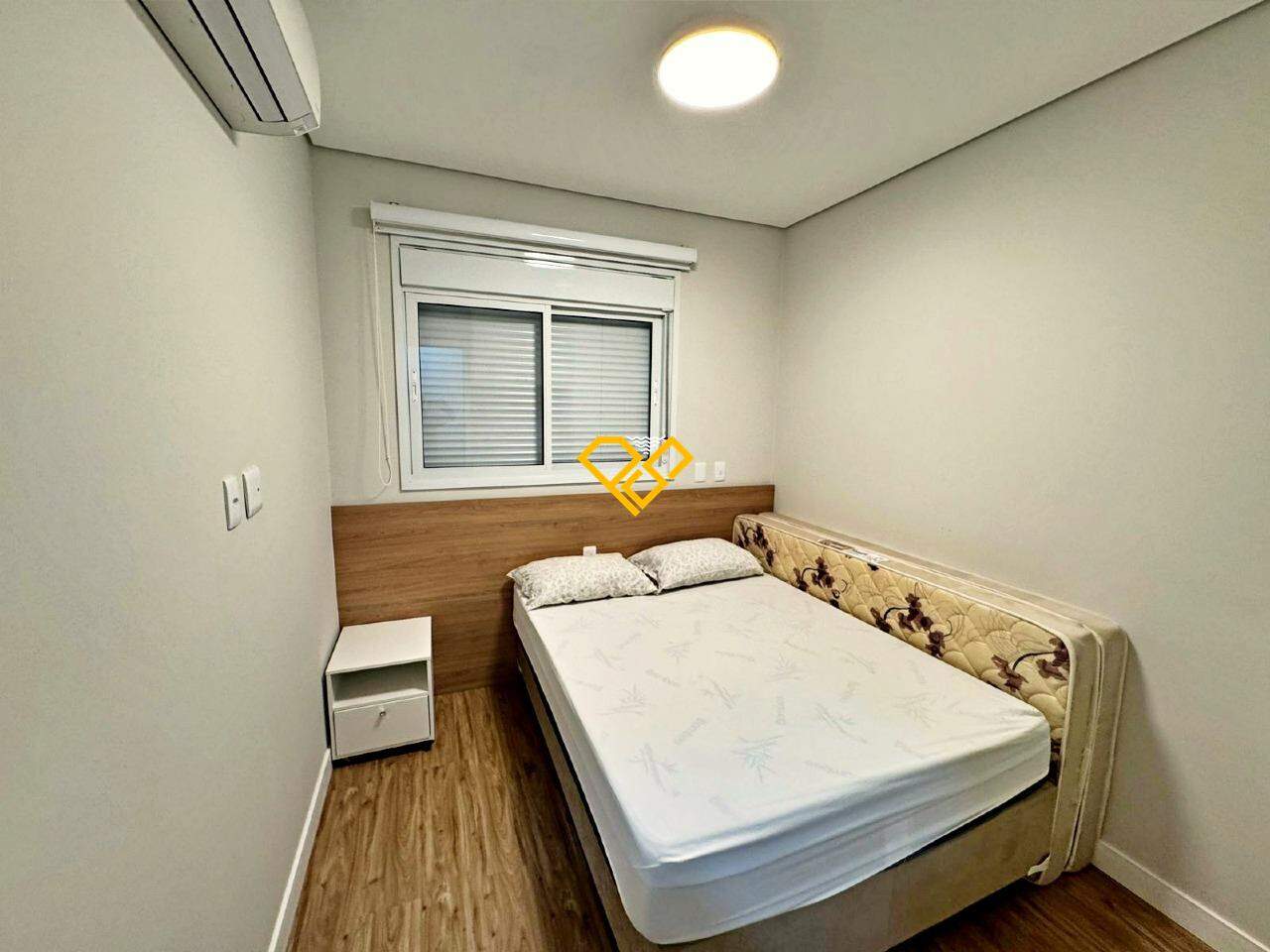 Apartamento à venda no Embaré: Dormitório 2