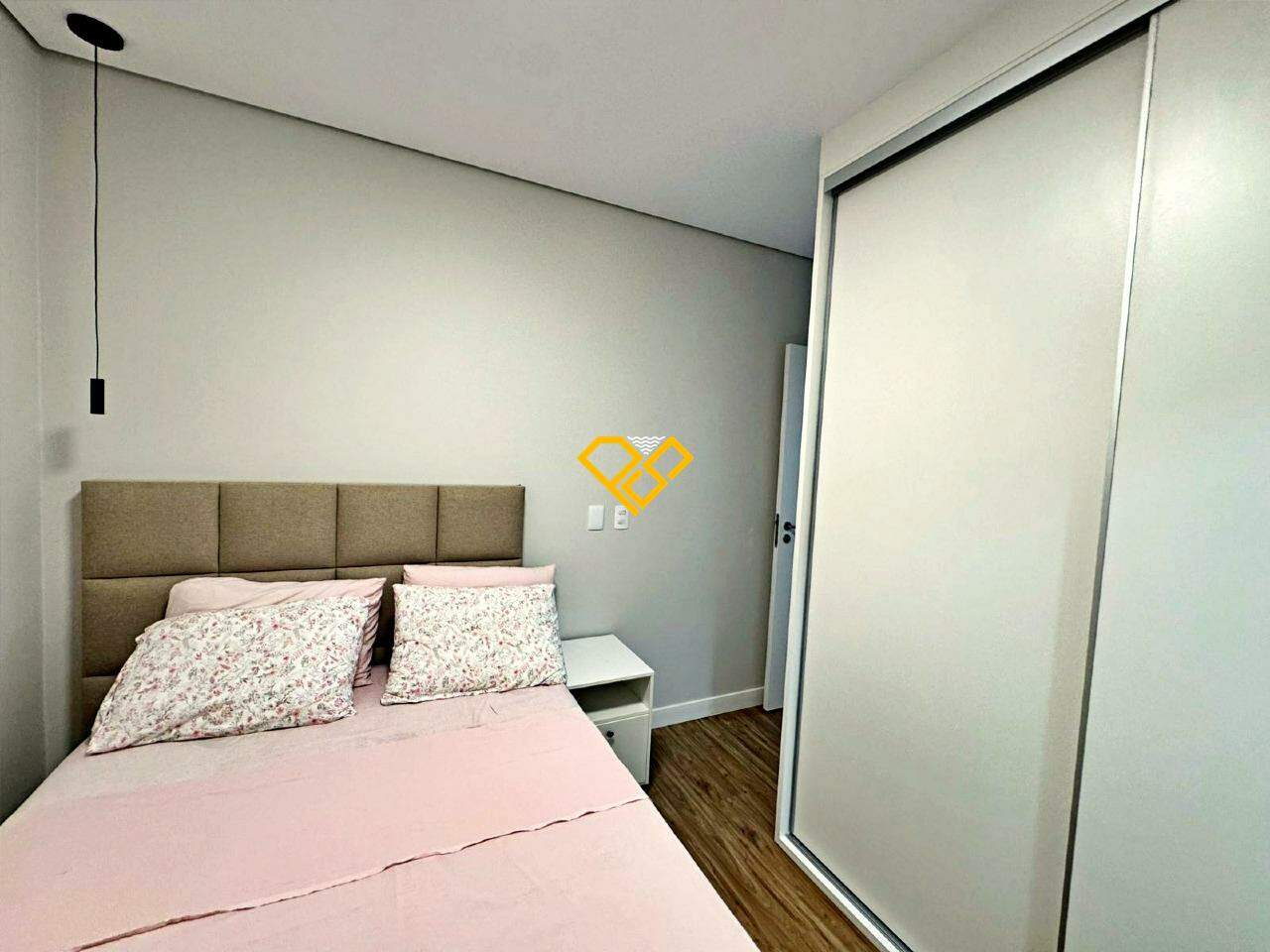 Apartamento à venda no Embaré: Dormitório 1 - suíte