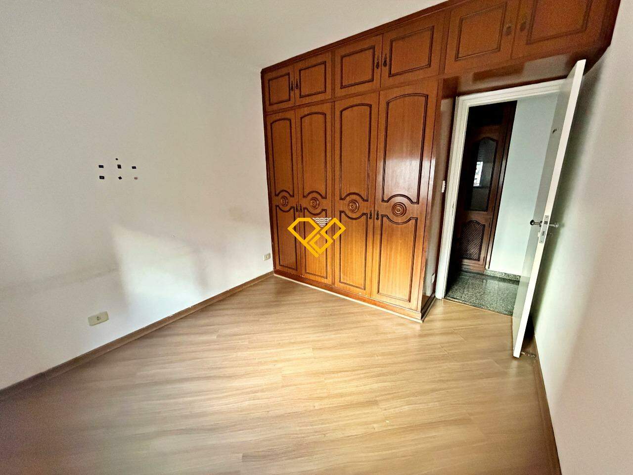 Apartamento à venda no Ponta da Praia: Dormitório 3