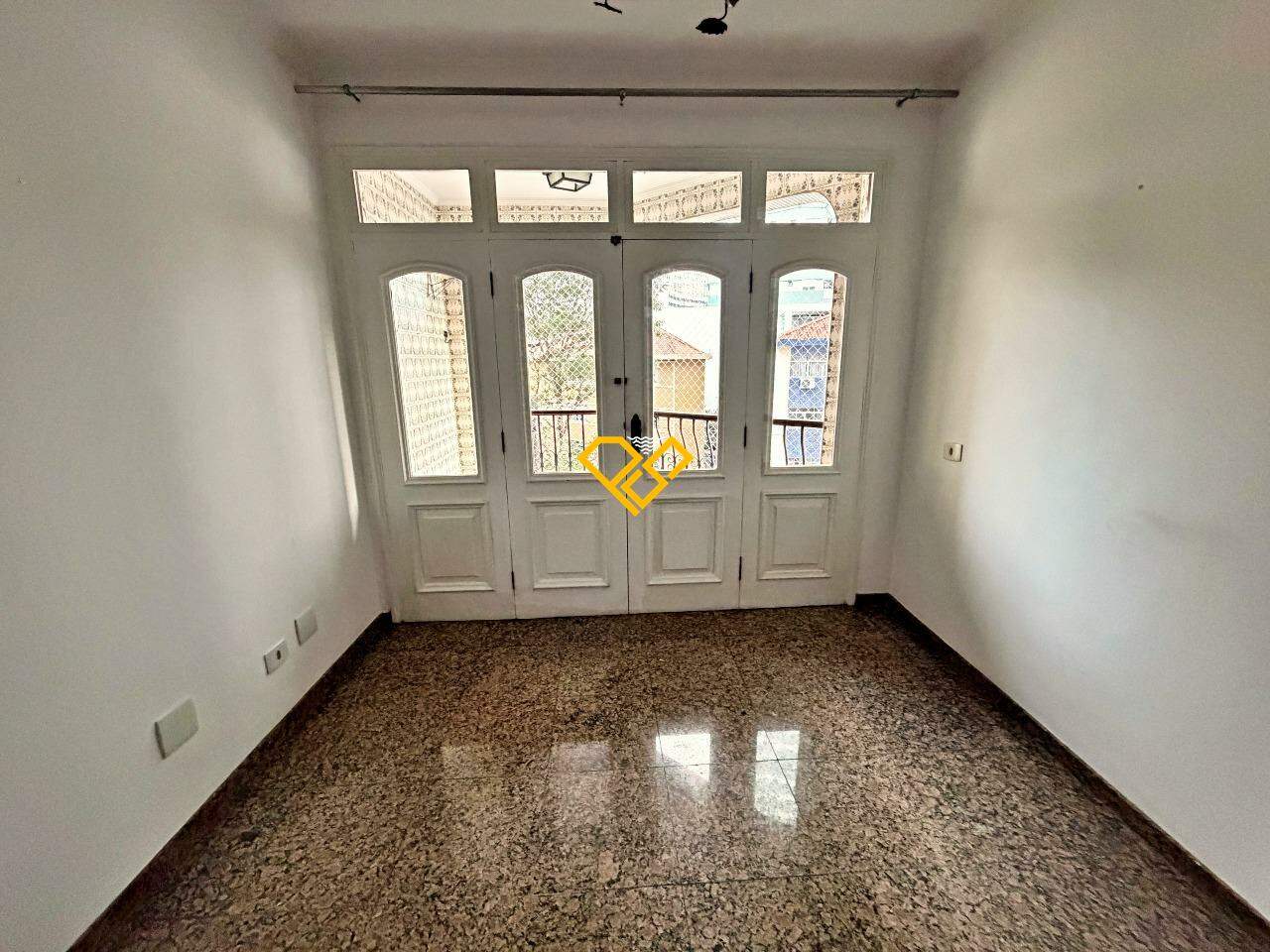 Apartamento à venda no Ponta da Praia: Sala