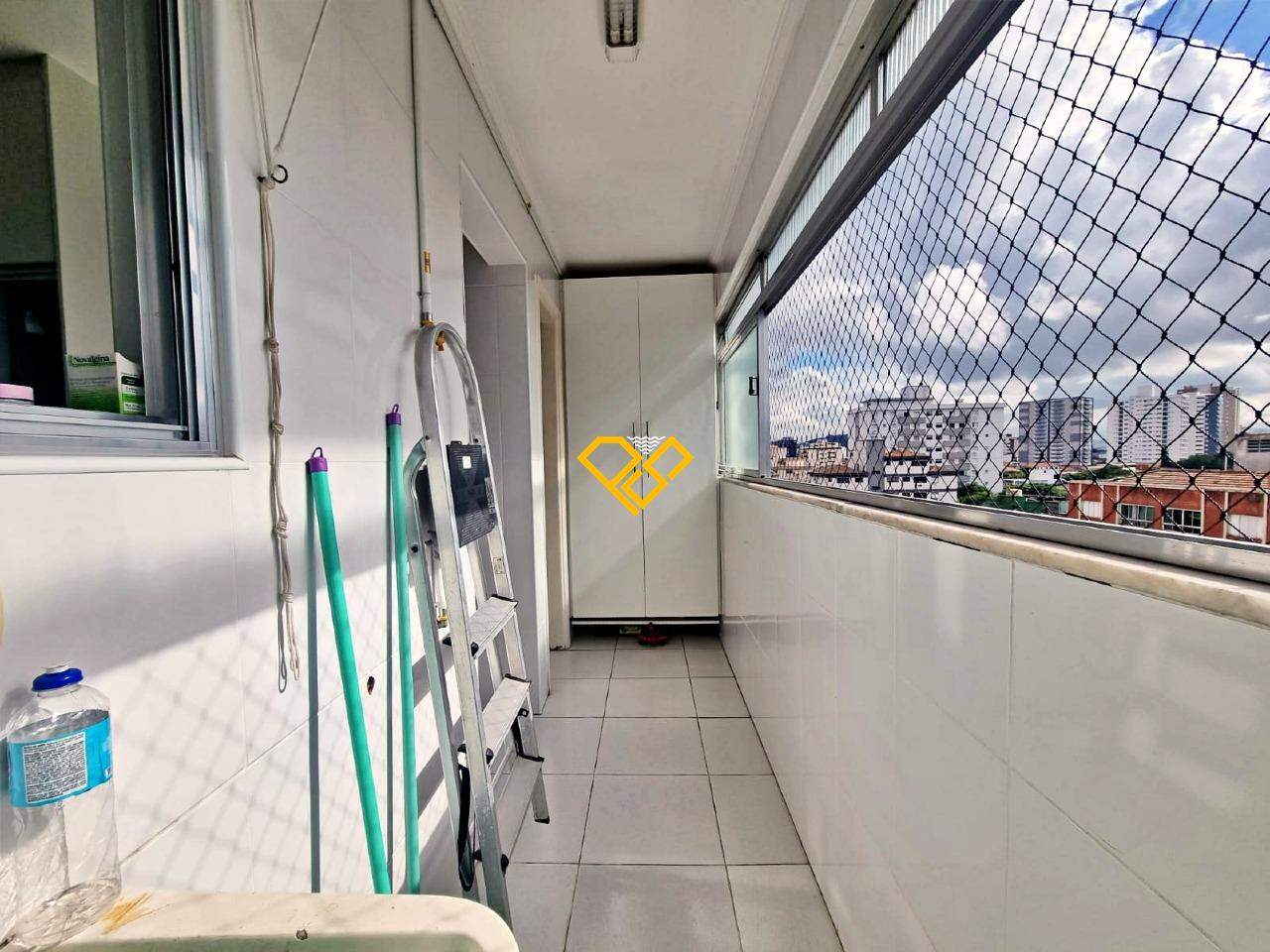 Apartamento à venda no Embaré: Área de serviço
