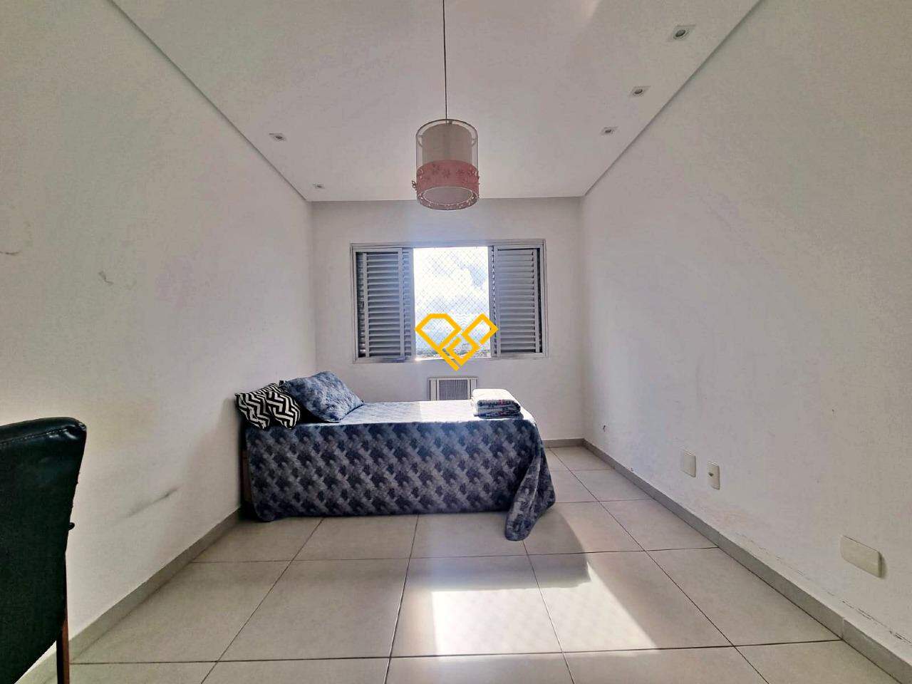 Apartamento à venda no Embaré: Dormitório 2