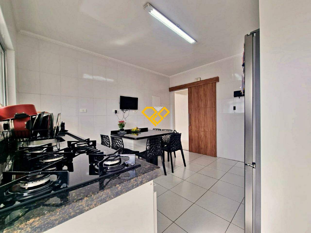 Apartamento à venda no Embaré: Cozinha