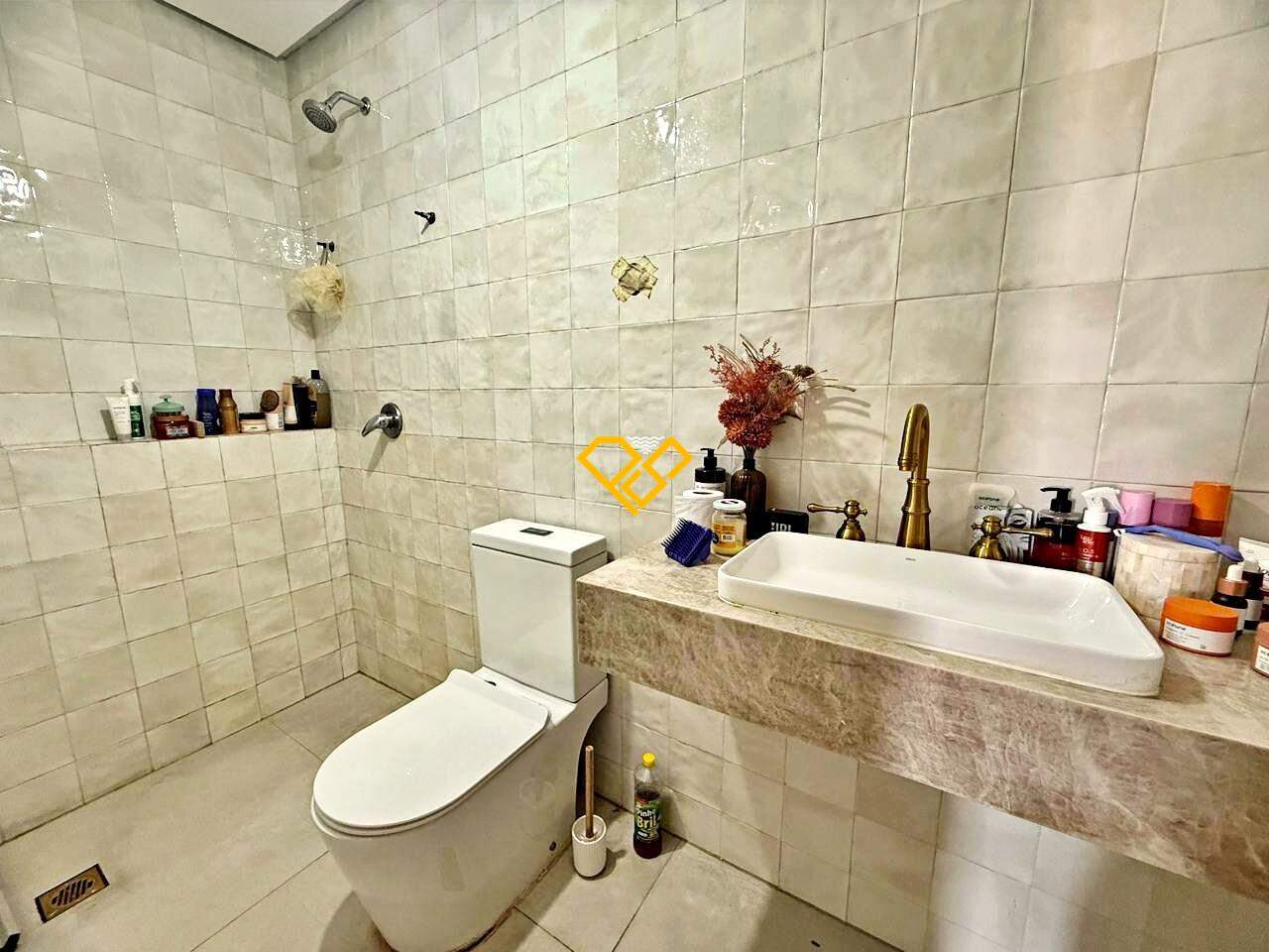 Apartamento à venda no Boqueirão: Wc suíte