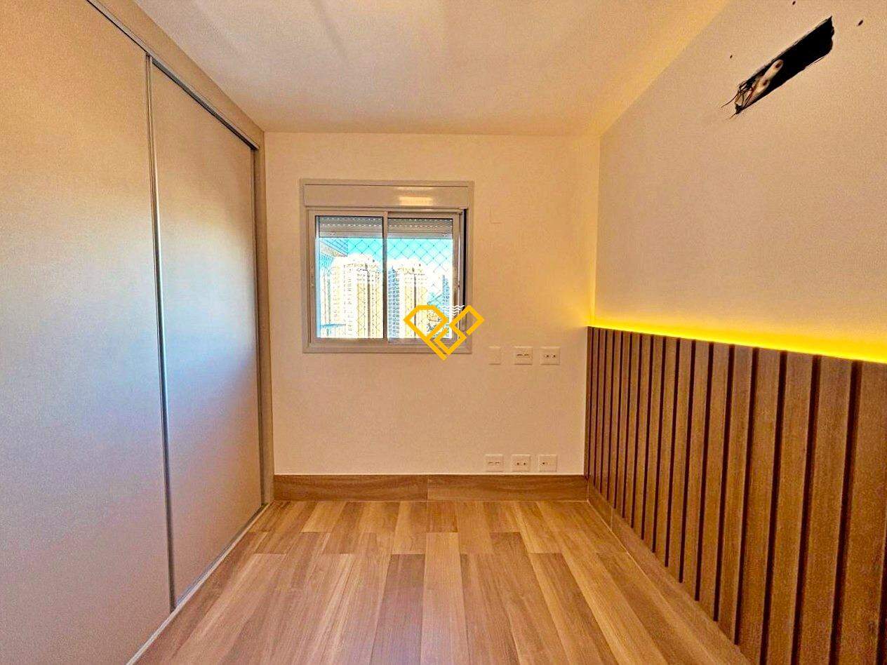 Apartamento à venda no Ponta da Praia: Dormitório 2