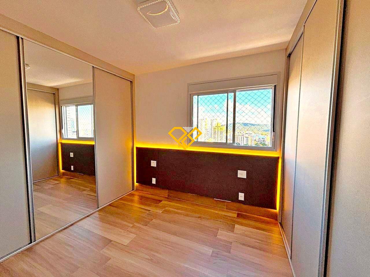 Apartamento à venda no Ponta da Praia: Dormitório 1 - suíte