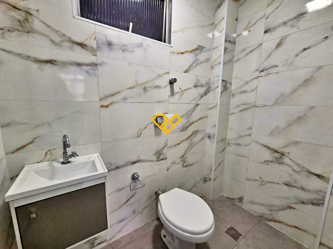 Apartamento para aluguel no Pompéia: Wc de serviço