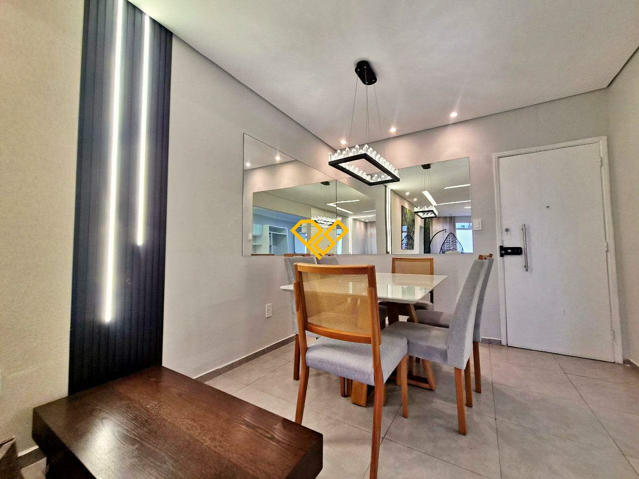 Apartamento para aluguel no Pompéia: Sala de jantar