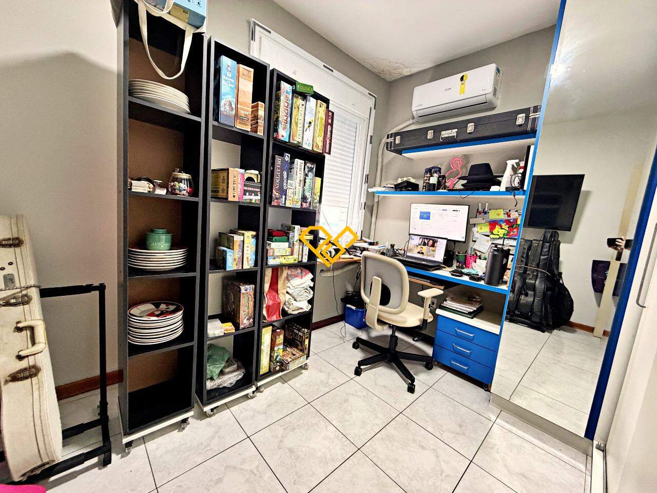 Apartamento à venda no Ponta da Praia: Dormitório 3
